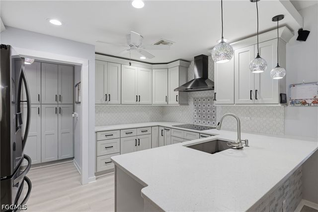 404 Parkdale BLVD, Lehigh Acres, FL 33974