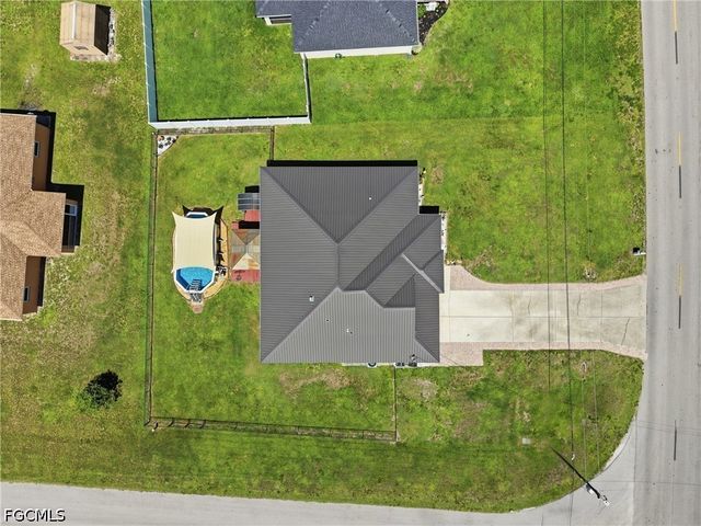 404 Parkdale BLVD, Lehigh Acres, FL 33974