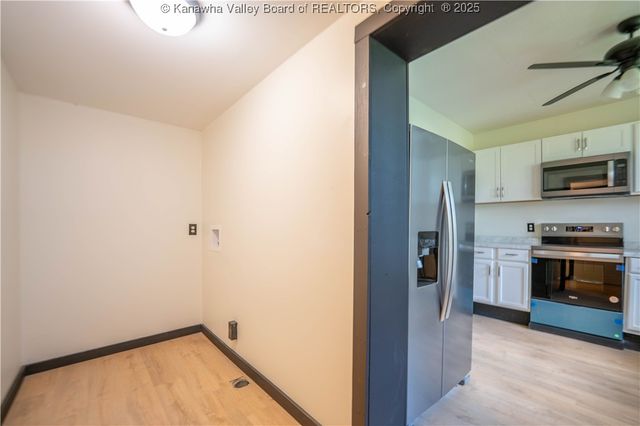 850 Springdale Drive, Charleston, WV 25302