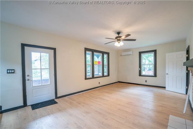 850 Springdale Drive, Charleston, WV 25302