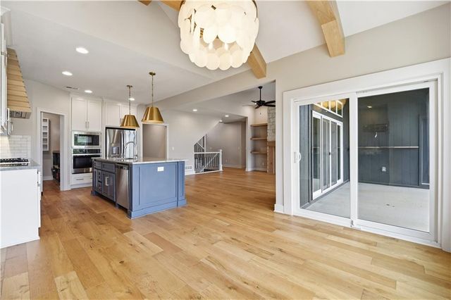 1712 SW 27th Street, Lee's Summit, MO 64082