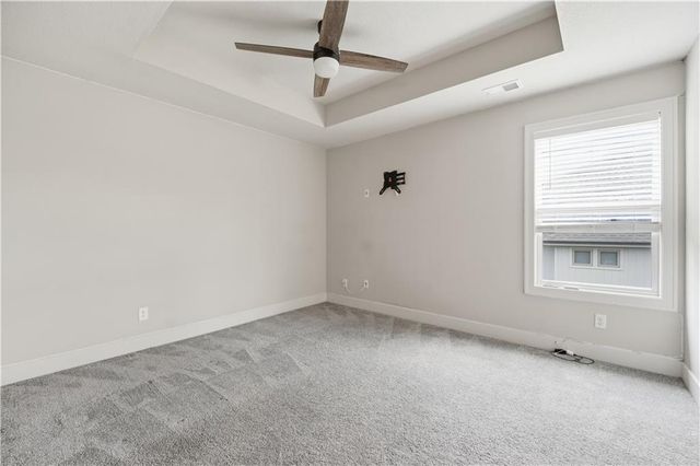1712 SW 27th Street, Lee's Summit, MO 64082