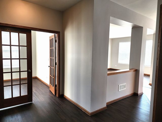 6512 Fitzer Drive, Joliet, IL 60431