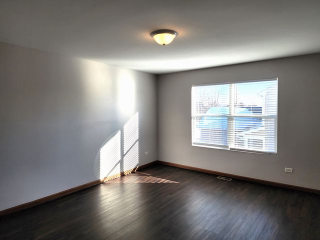 6512 Fitzer Drive, Joliet, IL 60431