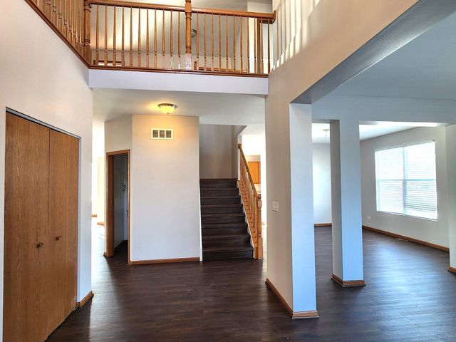 6512 Fitzer Drive, Joliet, IL 60431