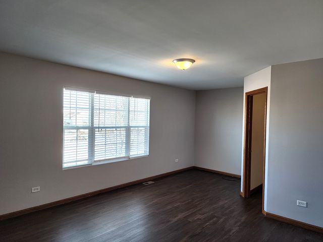 6512 Fitzer Drive, Joliet, IL 60431