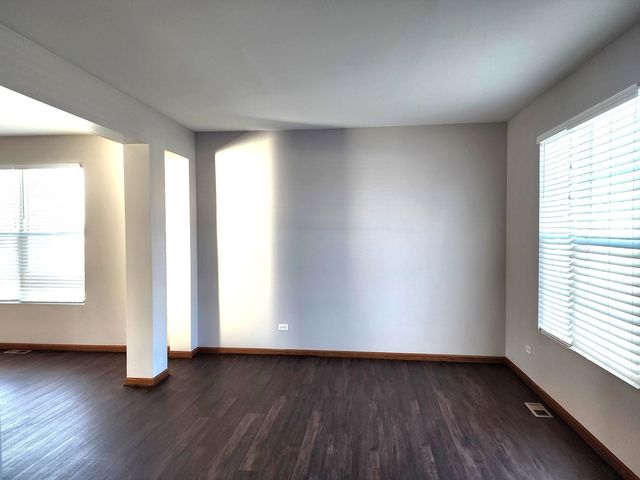 6512 Fitzer Drive, Joliet, IL 60431