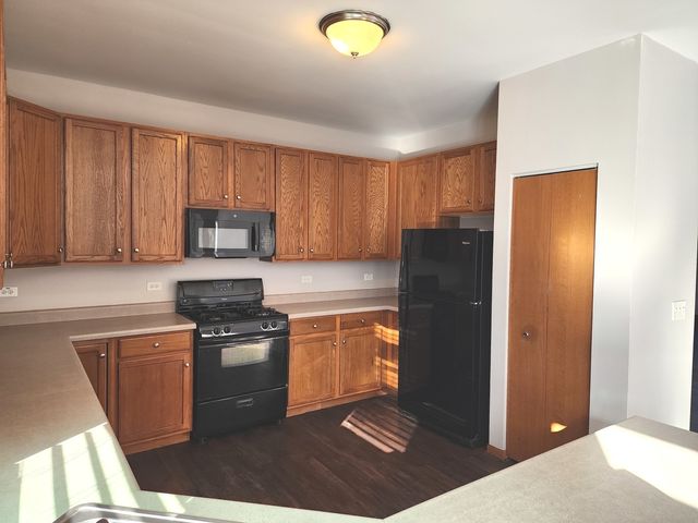 6512 Fitzer Drive, Joliet, IL 60431