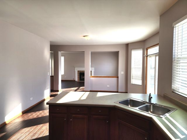 6512 Fitzer Drive, Joliet, IL 60431