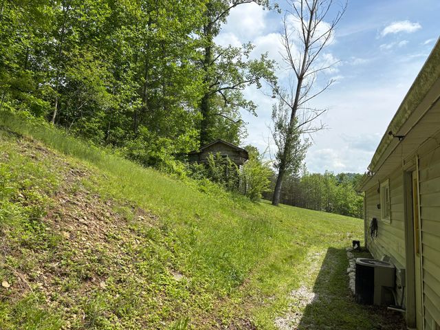 842 Lower Cane Creek Road, Stanton, KY 40380