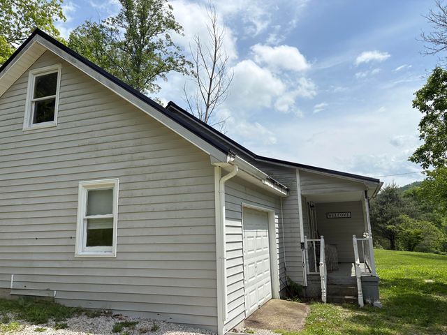 842 Lower Cane Creek Road, Stanton, KY 40380