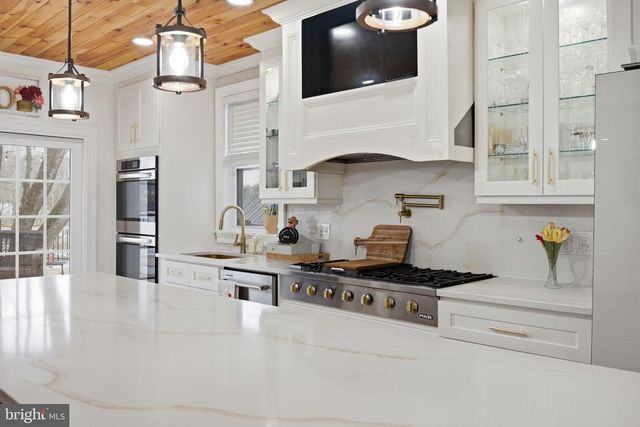 3524 BLENHEIM RD, Phoenix, MD 21131