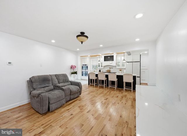 3524 BLENHEIM RD, Phoenix, MD 21131