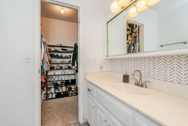 8010 CLARET Street, Amarillo, TX 79110
