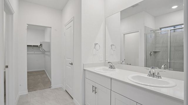 704 Dotty Drive, Princeton, TX 75071