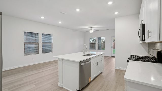 704 Dotty Drive, Princeton, TX 75071