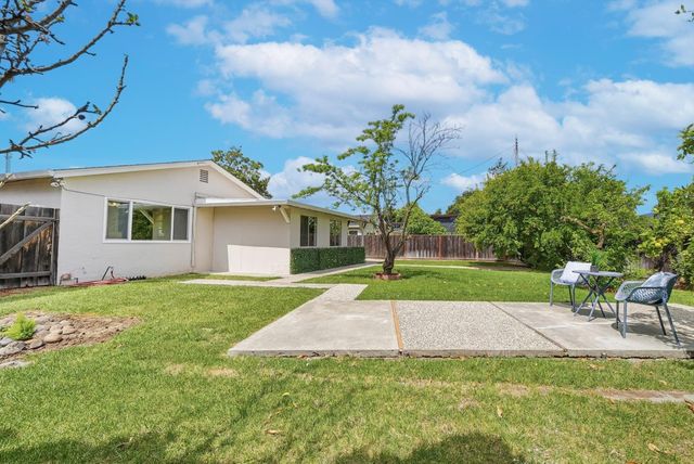 373 Dayton Avenue, Santa Clara, CA 95051