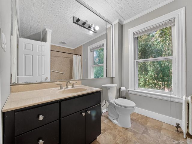 65 Viola Road, Suffern, NY 10901