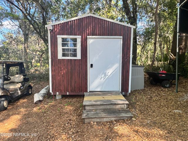 113 STOCK Avenue, Interlachen, FL 32148