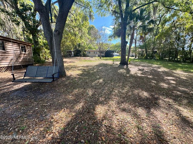 113 STOCK Avenue, Interlachen, FL 32148