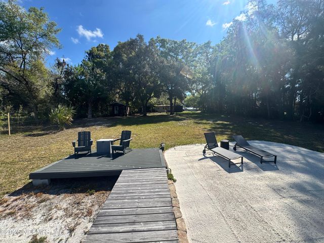 113 STOCK Avenue, Interlachen, FL 32148