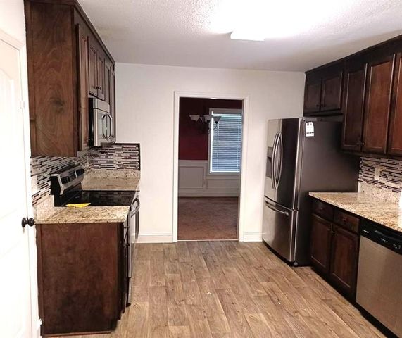 1615 Newport Drive, Bethlehem, GA 30620