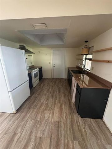 7027 HAWKINS ROAD, Sarasota, FL 34241