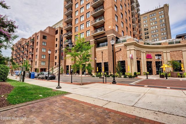 240 N Water Street Apt 1255, Wilmington, NC 28401