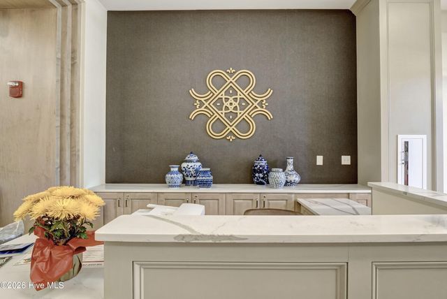 240 N Water Street Apt 1255, Wilmington, NC 28401