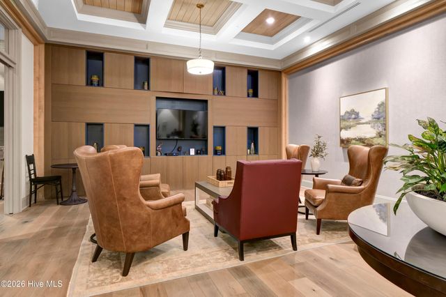 240 N Water Street Apt 1255, Wilmington, NC 28401