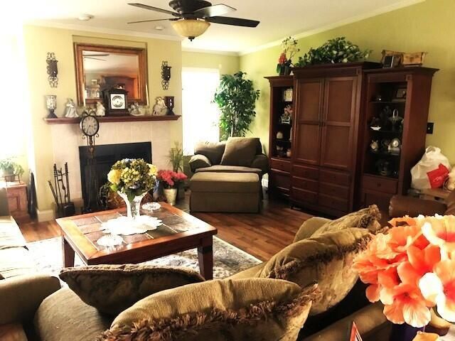 20 Madrid Lane, Port St. Lucie, FL 34952