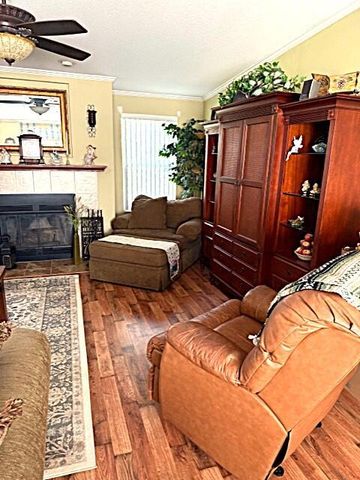 20 Madrid Lane, Port St. Lucie, FL 34952