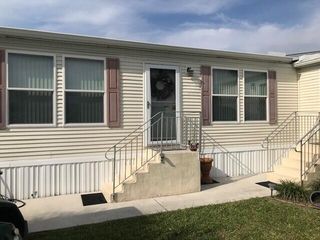 20 Madrid Lane, Port St. Lucie, FL 34952