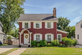 1208 Villa Road, Birmingham, MI 48009