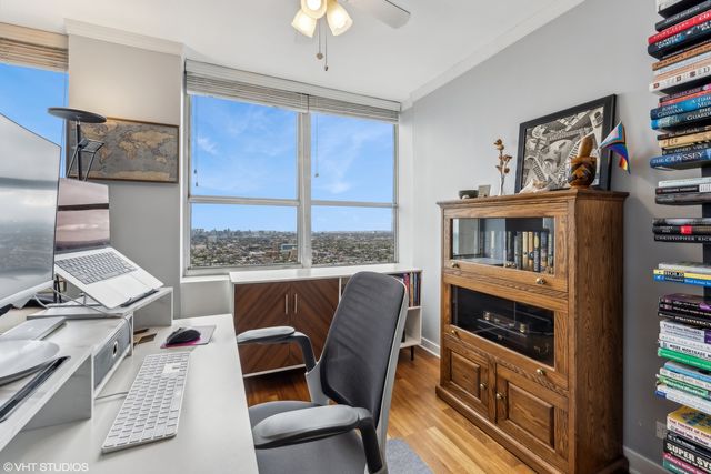 655 W IRVING PARK Road 5413, Chicago, IL 60613