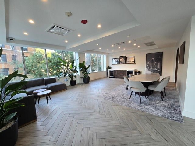 655 W IRVING PARK Road 5413, Chicago, IL 60613