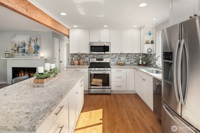 21516 52nd Avenue W, Mountlake Terrace, WA 98043