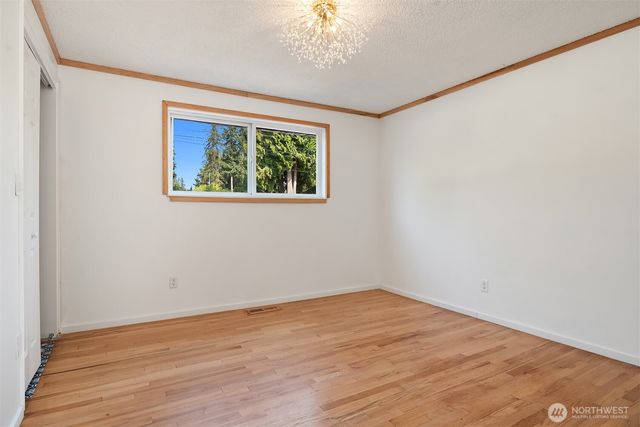 21516 52nd Avenue W, Mountlake Terrace, WA 98043