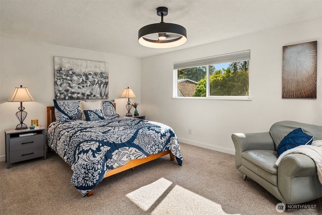21516 52nd Avenue W, Mountlake Terrace, WA 98043