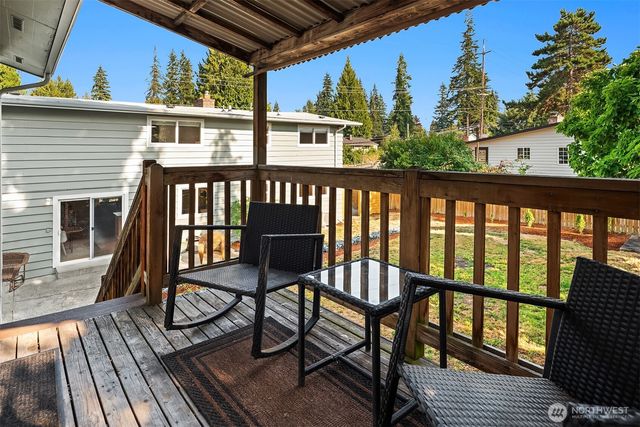 21516 52nd Avenue W, Mountlake Terrace, WA 98043