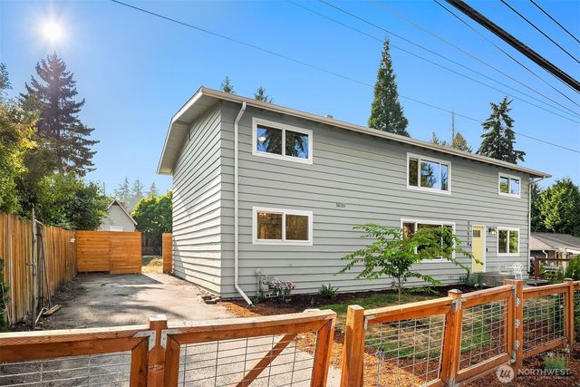 21516 52nd Avenue W, Mountlake Terrace, WA 98043
