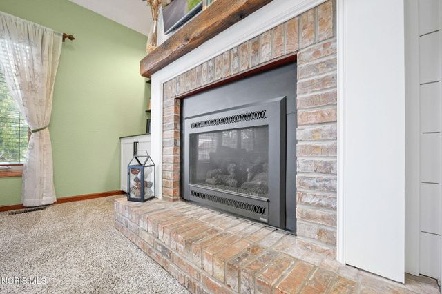 7548 Red Pines Drive, Sylvania, OH 43560