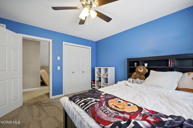 7548 Red Pines Drive, Sylvania, OH 43560