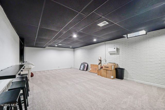 7548 Red Pines Drive, Sylvania, OH 43560