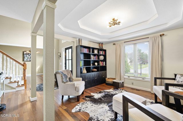 7548 Red Pines Drive, Sylvania, OH 43560