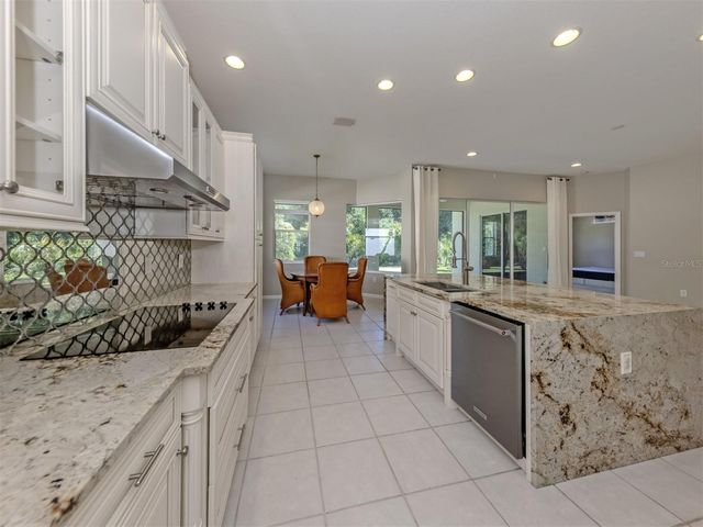 6511 WESTWARD PLACE, Bradenton, FL 34201