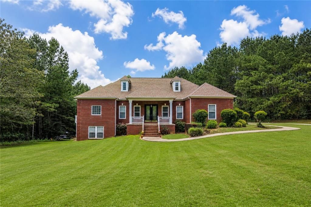 166 Freedom Lane, Commerce, GA 30530