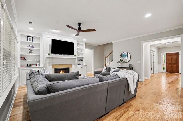 14943 Bagley Lane, Charlotte, NC 28227