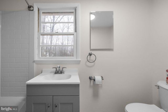 111 GENESEE TRL, Winchester, VA 22602