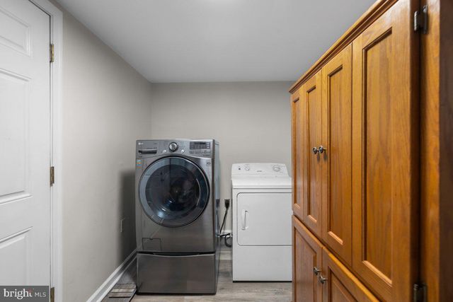 111 GENESEE TRL, Winchester, VA 22602